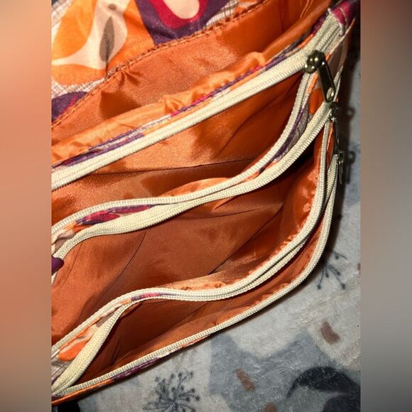 Franco Sarto Geometric Bird Crossbody Bag Like New - Picture 9 of 11